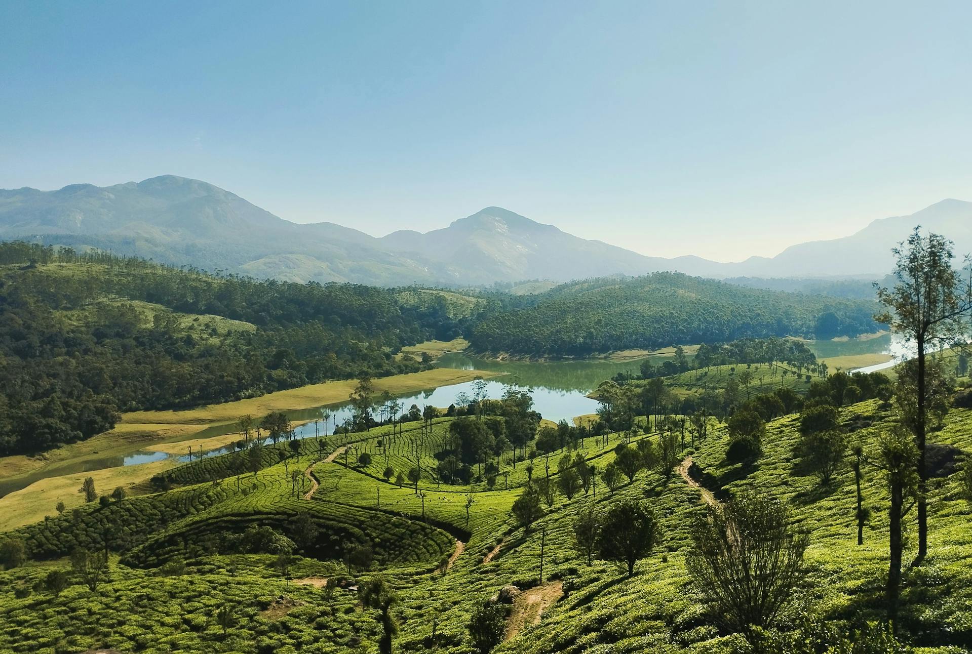 Kerala's tour by Travel company "Manoram Yatra"